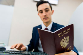 Госдума приняла законопроект о предоставлении бессрочных ВНЖ для иностранных специалистов